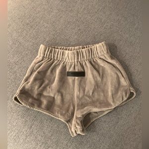 Essentials fear of god velvet shorts xxs